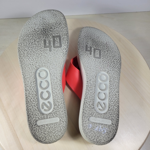 Ecco Corksphere Coral Thong Sandal Womens Size 9 - Picture 7 of 11